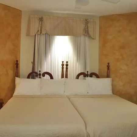 Beach Penthouse A25 Sandcastles Ocho Rios Exterior photo